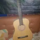 قيتار الواحد ب 300