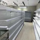 رفوف بقالة وصيدلية متوفر لون ابيض واسود