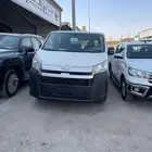 تويوتا باص هايس بضاعة سقف منخفض 2026. قير عادي ديزل. سعودي.