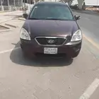 كياء كارينز فان عائلة 2011