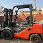 رافعه شوكيه فوركلفت سكينه للايجار كرين سله كرينات مالفت لايج