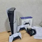 سوني 5 مع يدين تحكم نفس الجديد تماما