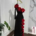 اسود ورود أحمر