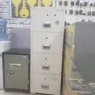 فتح خزنات وصياناتها