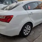 كيا ريو نصف 2014