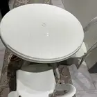 سراير مكينه خياطه وطاوله وكراسي وفرشه للبيع على السوم