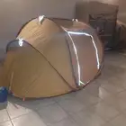 خيمة المجلس نضيفة معها عصى و2 اطناب