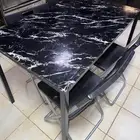 طاولت طعام