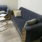 كانب نظيف للبيع 5 قطع مع طاولة وغرفه نوم