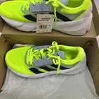 حذاء رياضي اديداس ( اصلي )