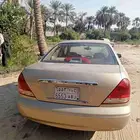 نيسان صني 2004