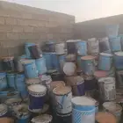 سطول بويه بألوان متعدده ومعجون سطوح وغيره كلها صالحه وزينه