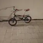 سيكل رابمو مقاس14 مافيه شي الا الجنزير مقطوع والكفر منسم