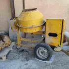 للبيع خلاطه اسمنت إيطالي