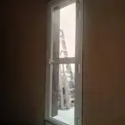 فني المنيوم شبابيك ابواب مطابخ صيانه تفصيل