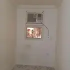 غرفه للايجار في حي المروة يوجد مكيف