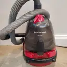 مكنسةكهربائية صغيره تنفع حق سياره شغال شرط من شركة Panasonic