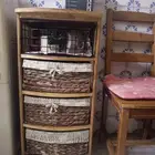 رفوف أو ركن كوفي صغير خشني