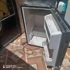 ثلاثه صغيره ارتفاع متر تصلح للغرف انوع مستخدمه نضيفه على شرط