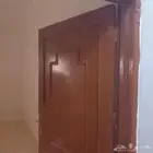 للبيع ابواب خشب نظيفه