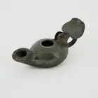 مصباح زيتي روماني قديم .