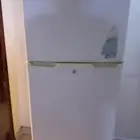 ثلاجه للبيع على السوم
