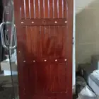 معنا ابواب خشب مستخدمه وابواب حديد وابواب المنيوم جديد للبيع