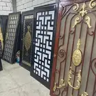 ابواب خشب مستخدمه وابواب حديد والمنيوم جديد للبيع