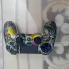 بلاستيشن فور جديد إستعمال شهر  وسبب البيع أحتاج الفلوس