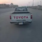 تويوتا هايولاكس 1990