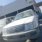 جيب لند كروزر تشليح قطع غيار 2002