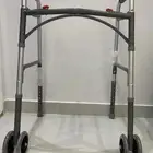 للبيع مشاية عكاز كبار السن 100 ريال