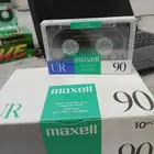 اشرطة كاسيت من ماكسيل العريقة للبيع