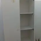 خزانه حجم وسط لون ابيض جوده جيده