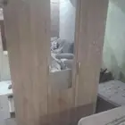 دولاب ثلاث أبواب واسره اطفال