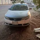 كيا سيراتو 2012 مش محتاجه اي شي 4كفرات جديد تكييف تلاجه