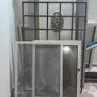 للبيع باب حديد مقاس مترين في متر و شباك