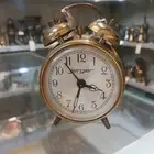 ساعة منبه نحاسيه ألمانيه قديمه