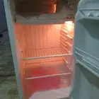 ثلاجة صغيرة