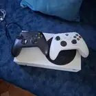 اكس بوكس سيريس اس مع يدين