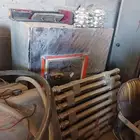 للبيع درج ثلاجة ودعامة امامية