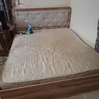 غرفت نوم نضيفه معا مجلس وسجاد نضيف علي السوم