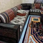 كنب للبيع نظيف جدا مع الطاولات