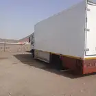 دينه لوري كبير مقفل حافظه 6متر ونصف يفتح جنب لنقل العفش