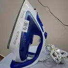 مكواه يدوية بخار