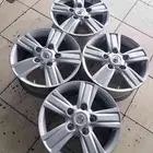 طقم جنوط جيب لاندكروزر 2014 15 16 مقاس 18 اصليه وكاله