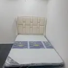 سرير نفر واحد في  ل مقاس موجود
