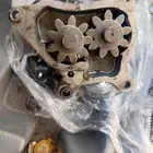 للبيع طرمبه زيت نضيفه للبيع ايسوزو دنا 13 ماكينه عاديه ماتير