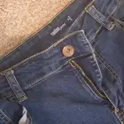 بناطيل جينز نسائي بعشرة ريال