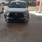 تويوتا فيلوز رصاصى فاتح موديل 2025